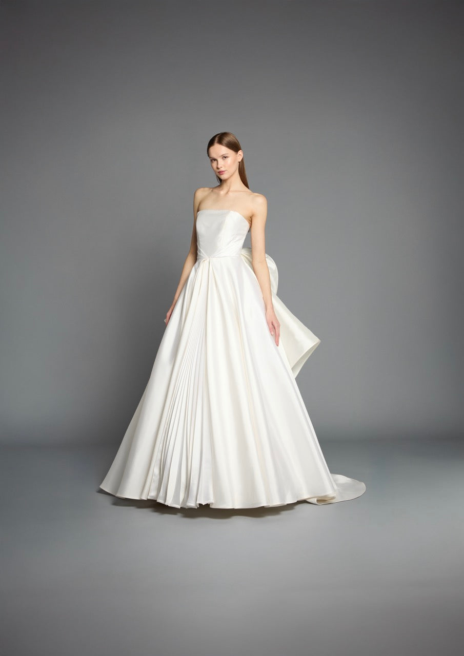 Abito sposa Melody in mikado bianco | Antonio Riva Milano