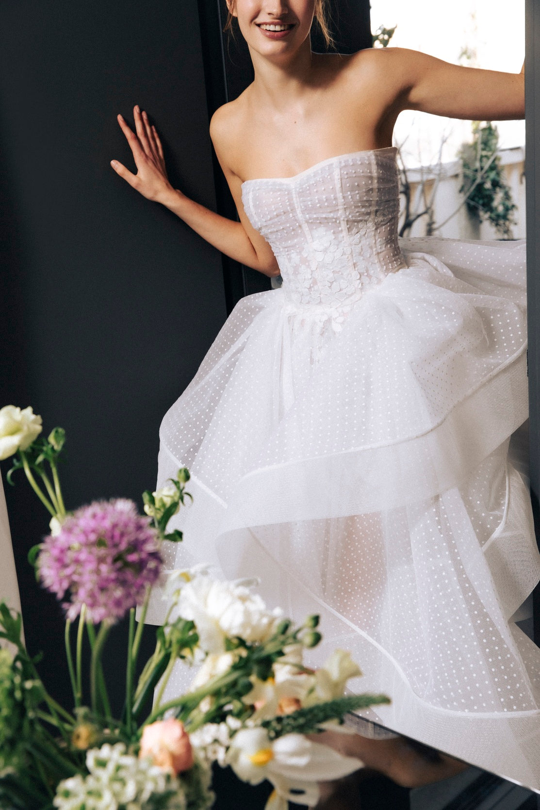 Abito sposa Bianca in tulle a pois floccato | Antonio Riva Milano