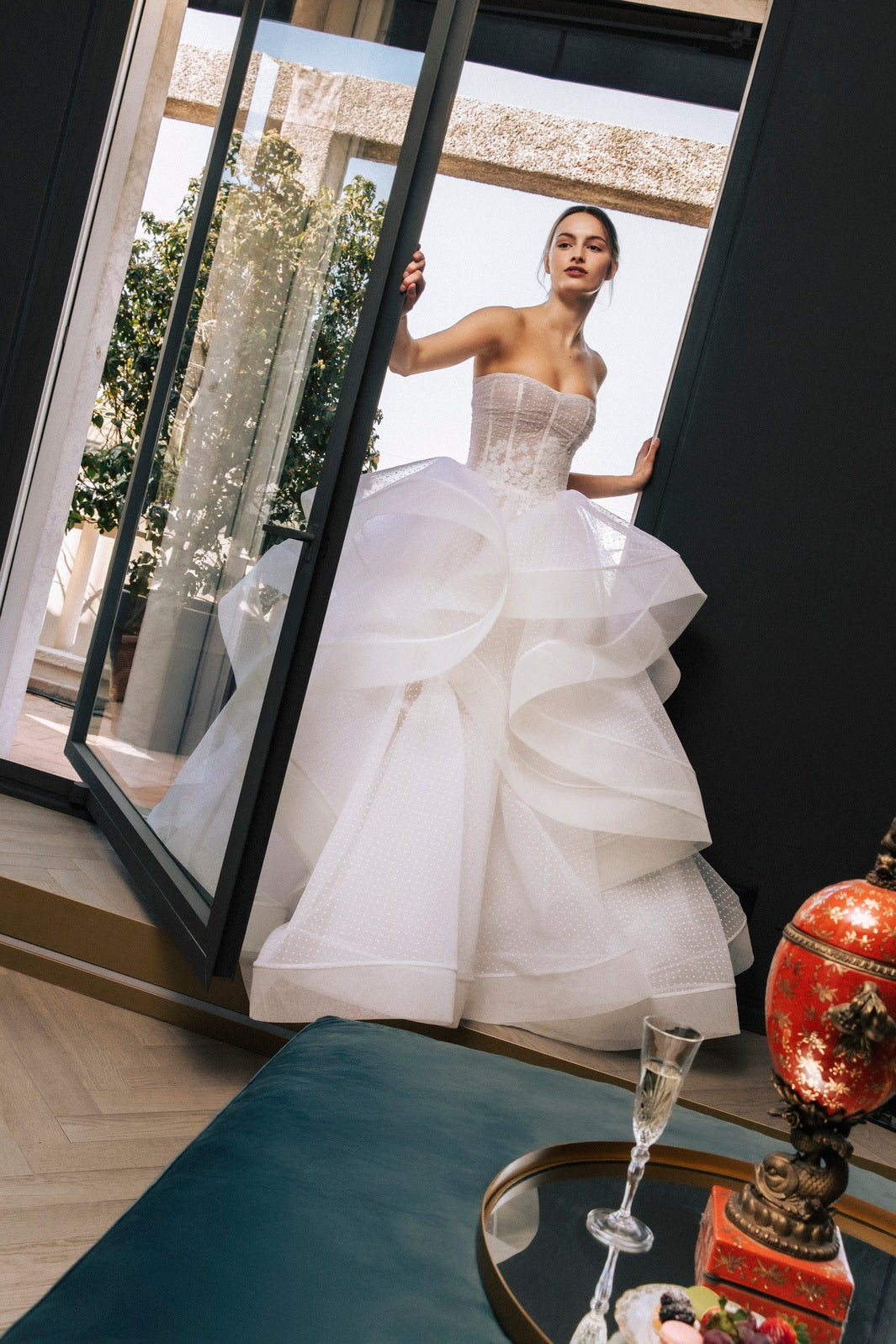 Abito sposa Bianca in tulle a pois floccato | Antonio Riva Milano