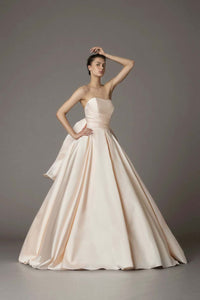 Stilista Lorenzo Matrimonio 2025 Abiti Da Sposa Di Lorenzo Riva