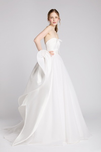 Sposa Antonio Riva Milano Sposa Antonio Riva Milano