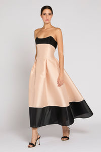 Antonio Riva Milano abito da cerimonia Margaret bustier midi in mikado bicolor con impunture tono su tono, corpino con scollo a sorriso in mikado nero e gonna ampia in mikado rosa con sfondi piega e bordo a contrasto nero, Made in Italy