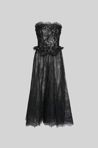 Antonio Riva Milano abito da cerimonia Rebecca midi in pizzo valencienne nero, corpino steccato in pizzo ricamato con cristalli neri e dettaglio in crine ricamato in vita, gonna a ruota in pizzo, Made in Italy